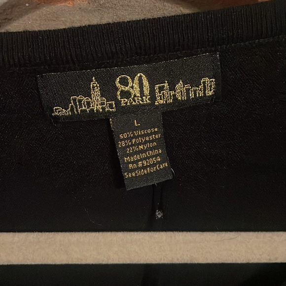 Embellished Sweater - Picture 4 of 6